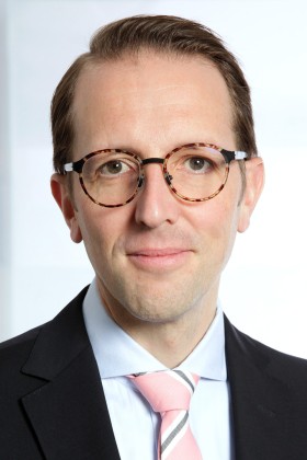 Dr. Julian Dilling, Autor des Beitrages